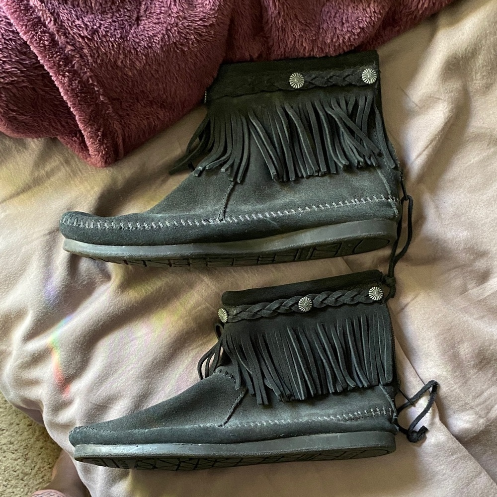 Minnetonka Black Fringe Ankle Booties